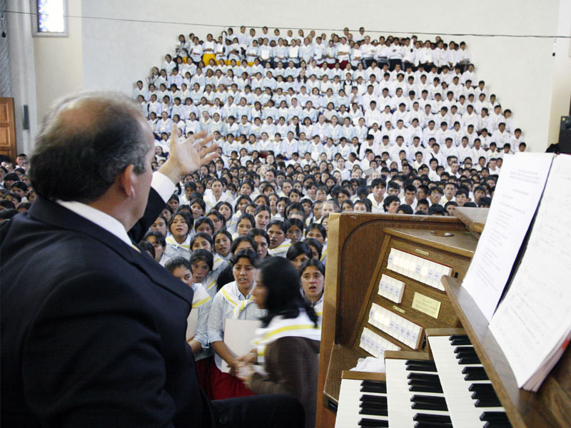 Agosto 2007 – Inaugurazione della Chiesa di Chimbote